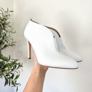 SJP By Sarah Jessica Parker Trois Slip On Leather Ankle High-Heel Booties 39